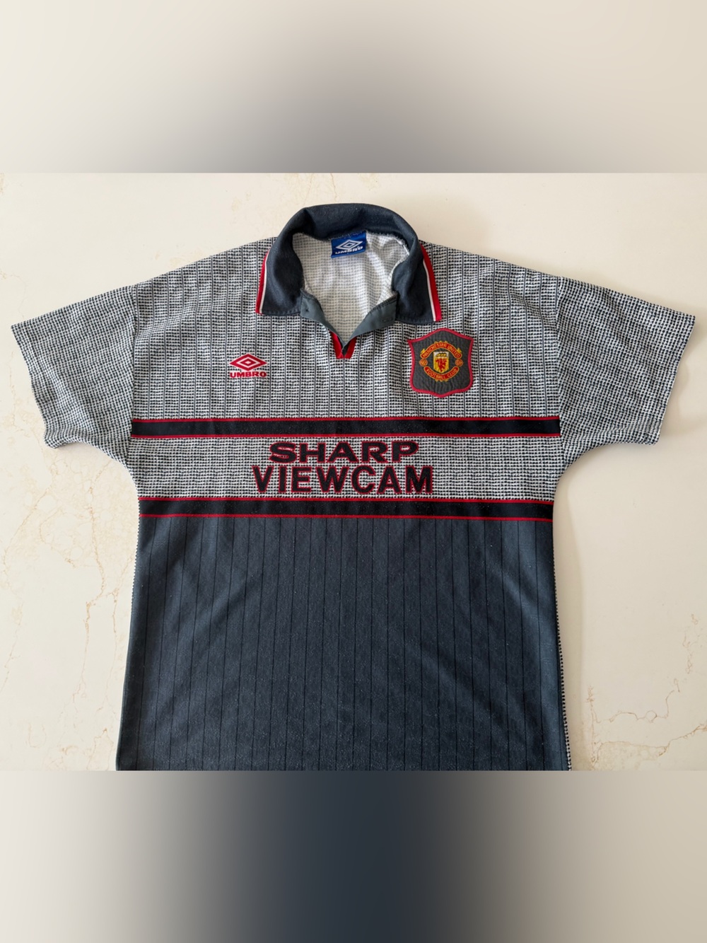 Umbro Black and Grey Manchester United 1995/1996 football jersey
